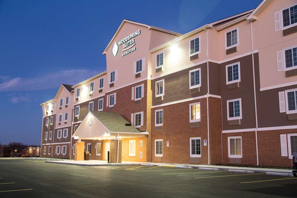 Woodspring Suites Broken Arrow Tulsa Bagian luar foto