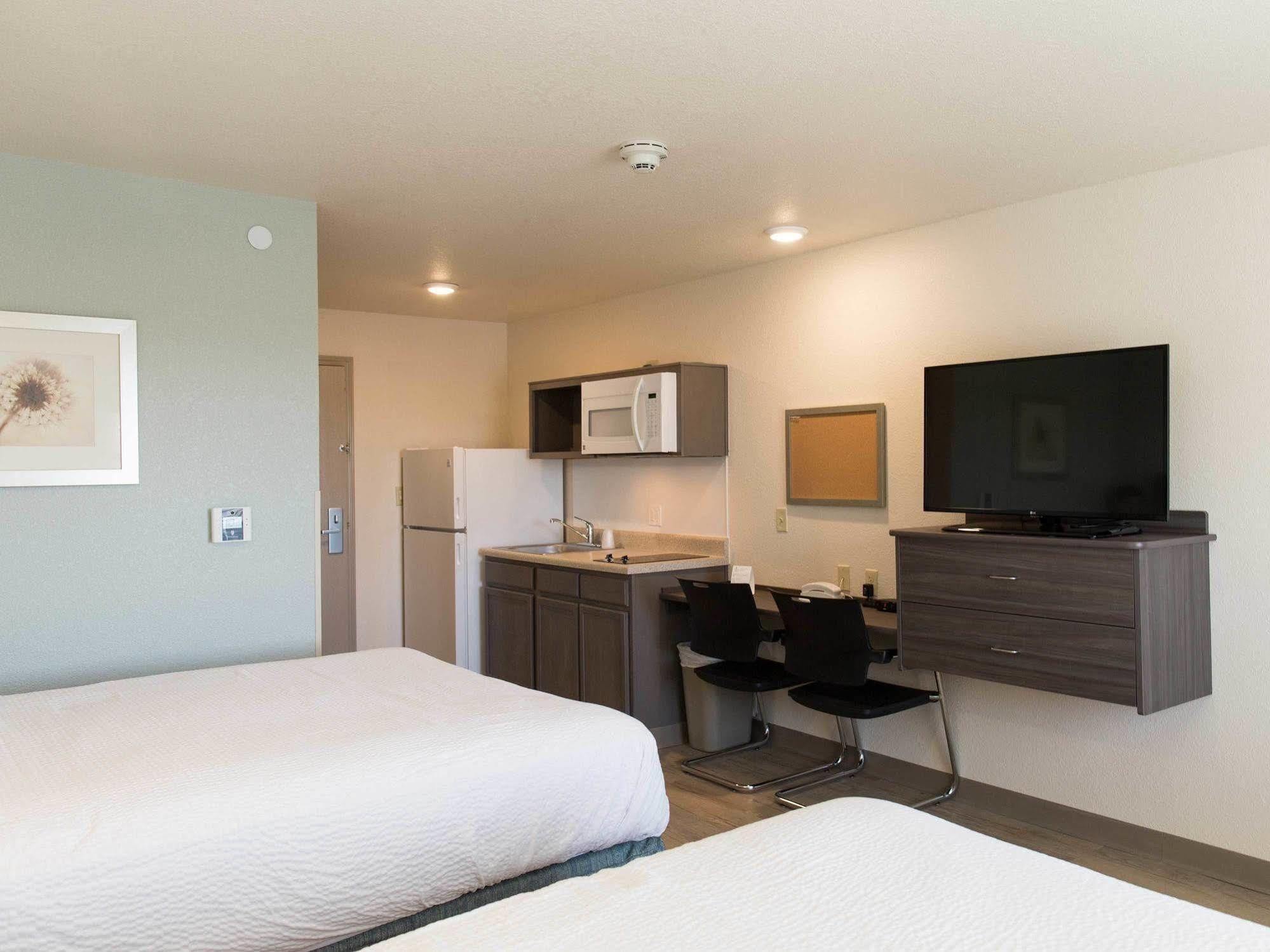 Woodspring Suites Broken Arrow Tulsa Bagian luar foto